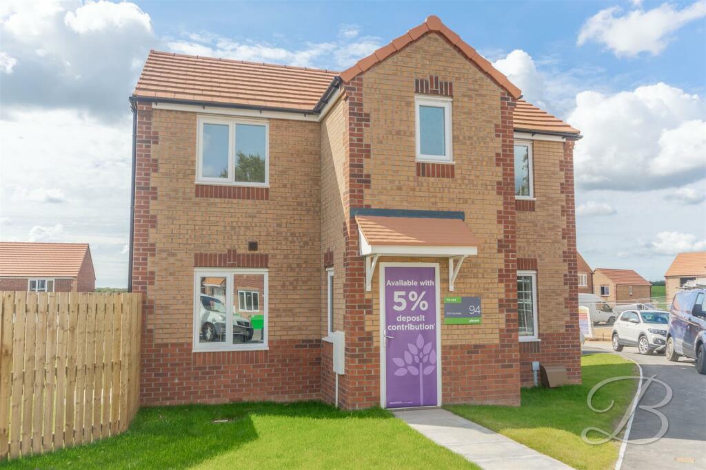 3 bedroom detached house for sale in The Pastures, Bill Lane