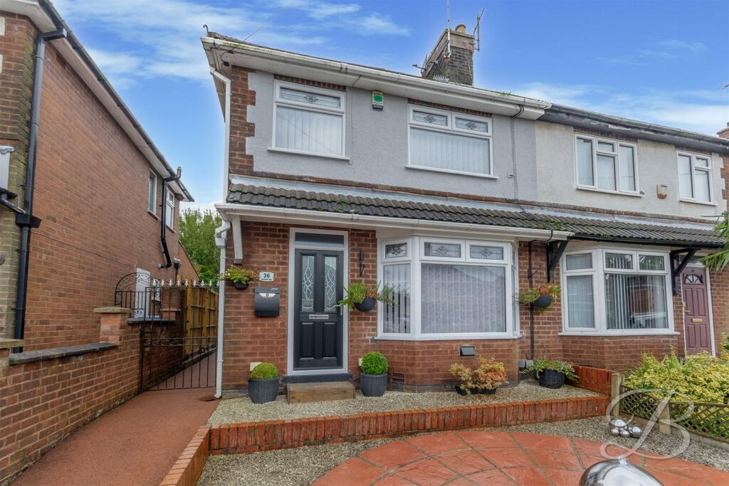 3 bedroom semidetached house for sale in Crompton Road, Pleasley