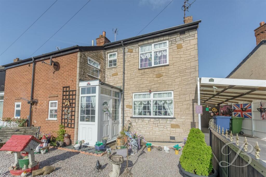 3 bedroom semidetached house for sale in Hatfield Avenue, Meden Vale