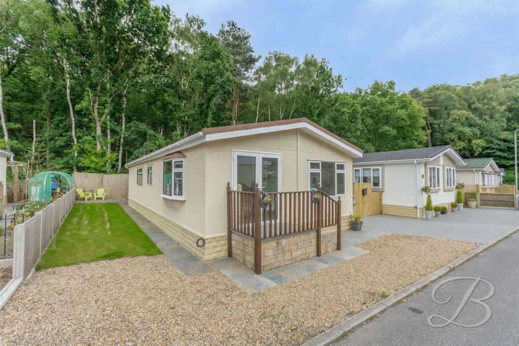 3 bedroom park home for sale in Southwell Road East, Rainworth