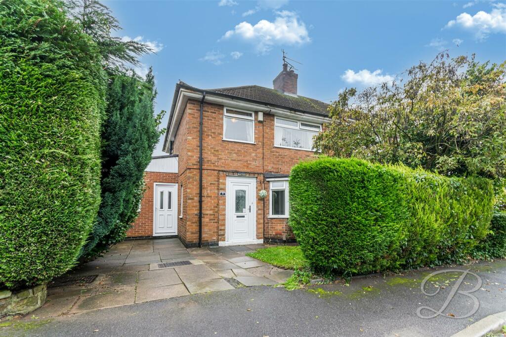 3 bedroom semidetached house for sale in Priory Avenue, KirkbyIn