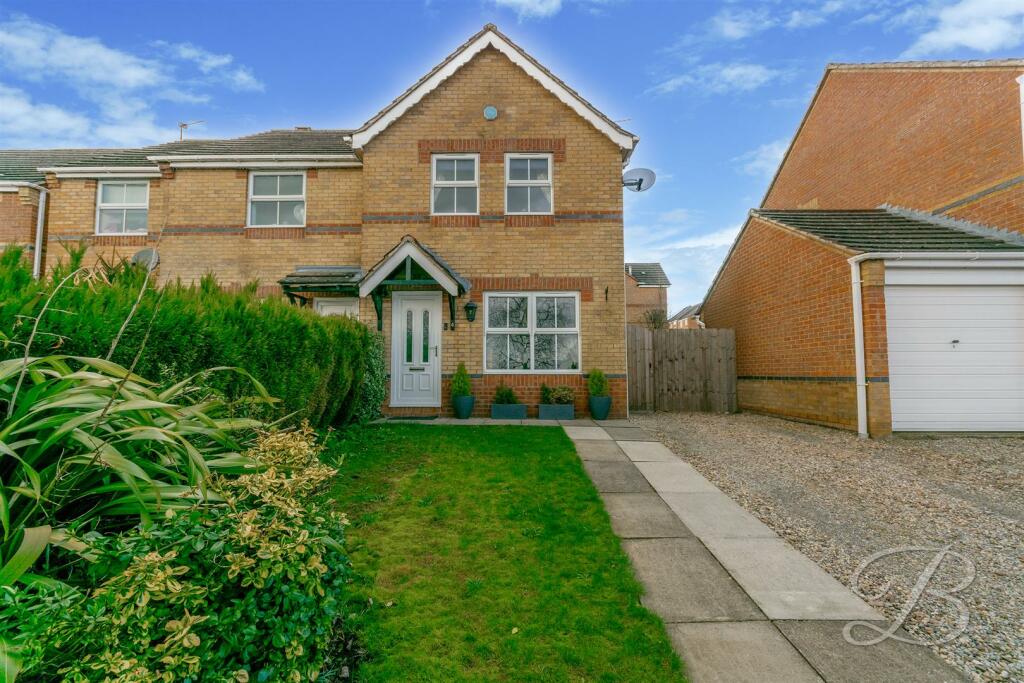 3 bedroom semidetached house for sale in Old Terrace, Pleasley