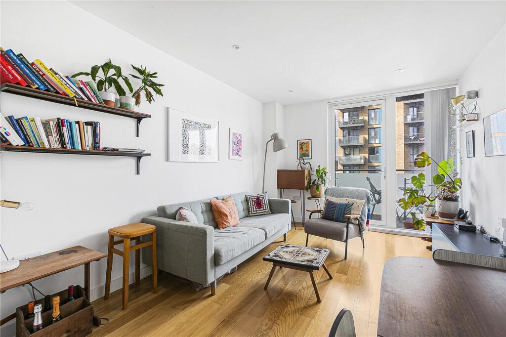 Main image of property: Station Approach, Hoe Street, London, E17