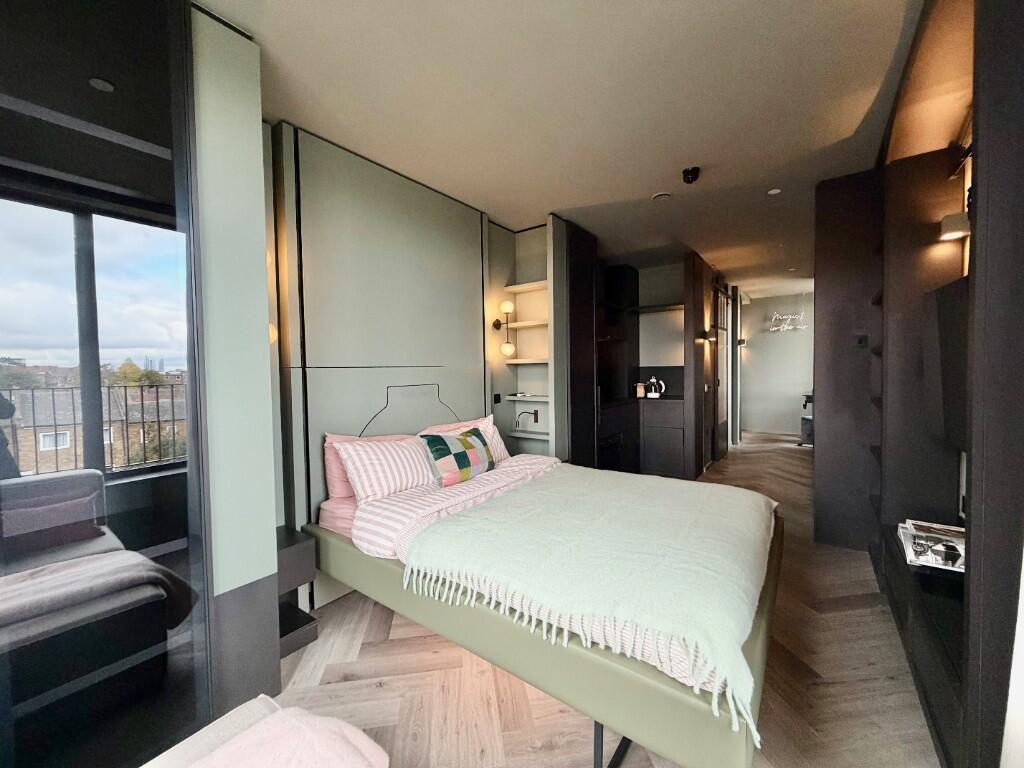 Main image of property: Haydon Way, London, SW11