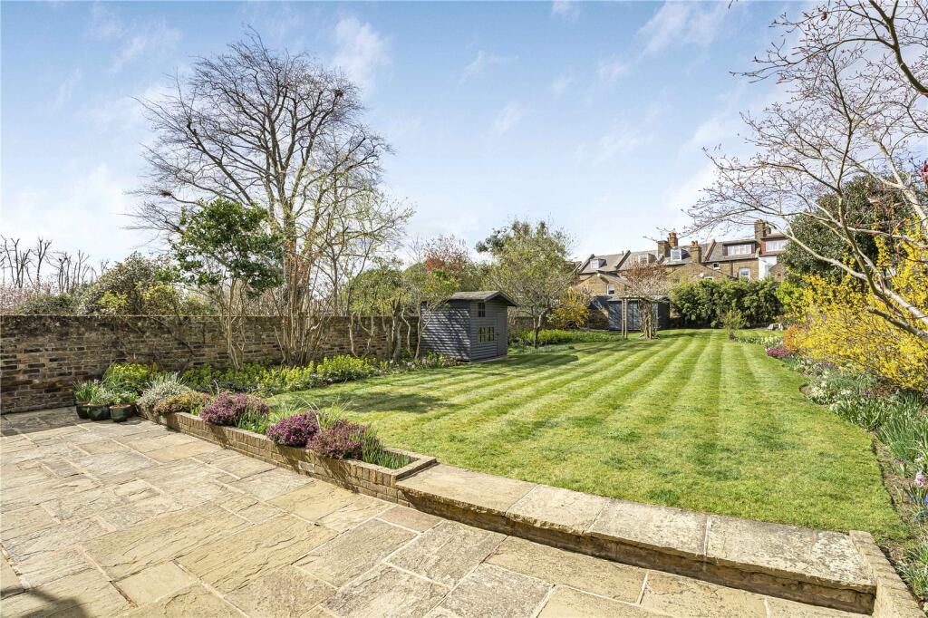 Main image of property: Westbury Road, London, W5
