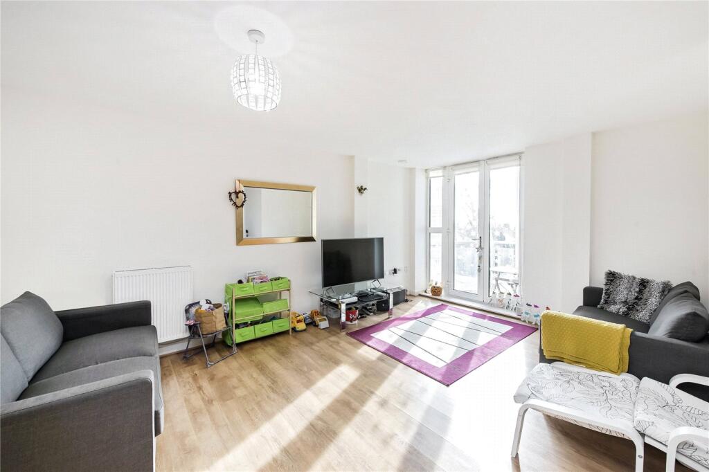 Main image of property: Granville Gardens, London, W5