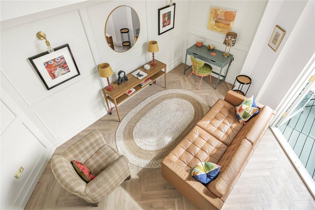 Main image of property: The Avenue, London, W13