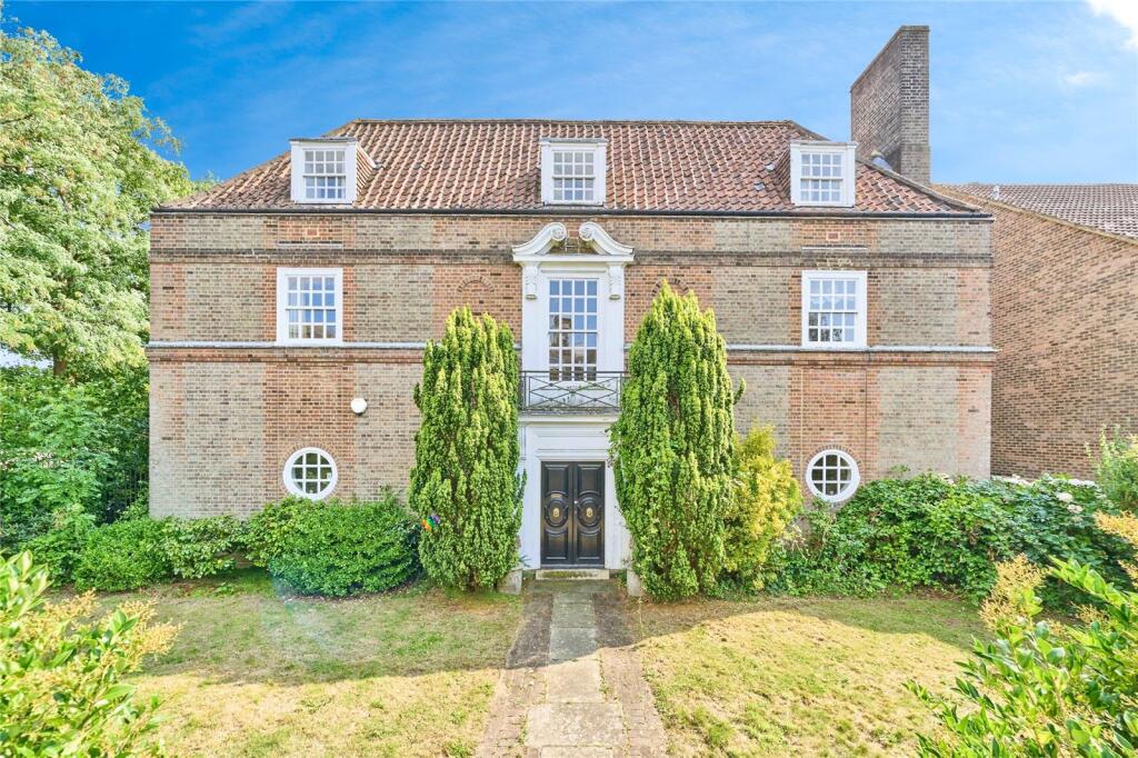 Main image of property: Hillcrest Road, London, W5