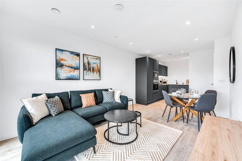 Main image of property: Pavana Square, Brentford, TW8