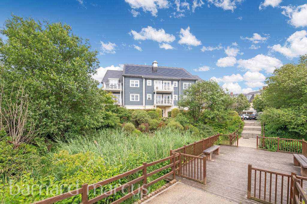 Main image of property: Westmount Close, WORCESTER PARK