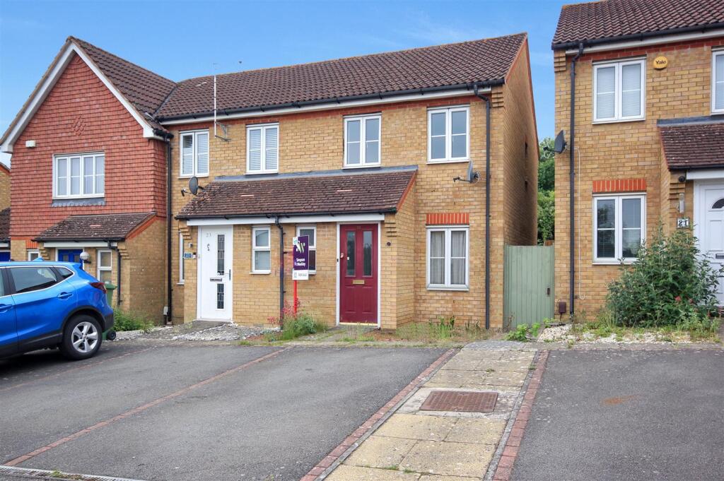 Main image of property: Butterfields, Wellingborough