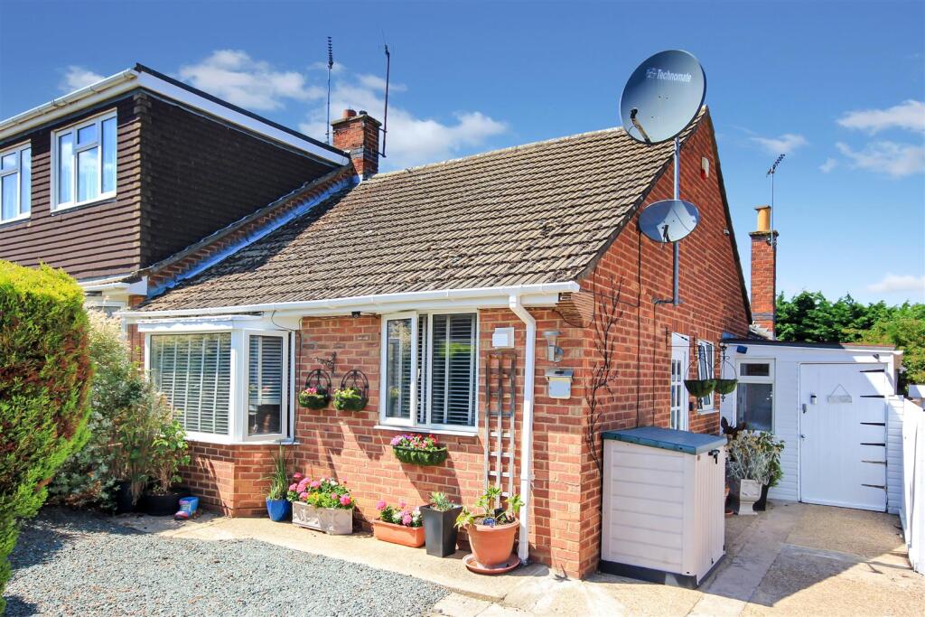 Main image of property: Pendered Road, Wellingborough