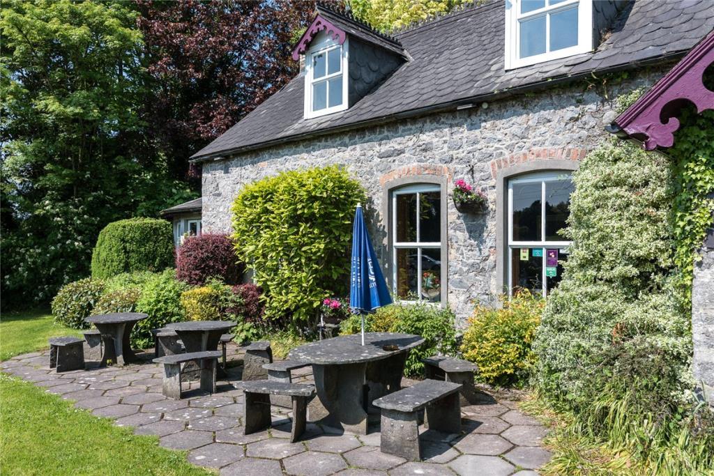 Pub for sale in Glasson Village, Glasson, Athlone, Co. Westmeath, N37