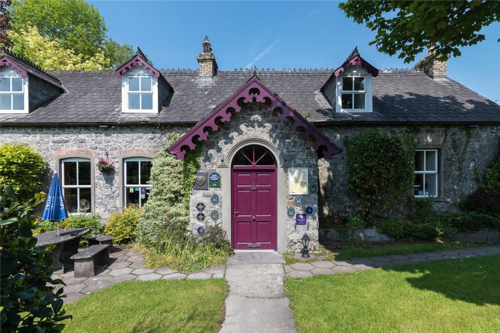 Pub for sale in Glasson Village, Glasson, Athlone, Co. Westmeath, N37