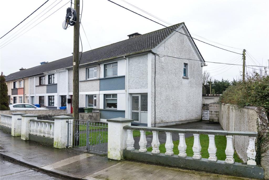 3 bedroom end of terrace house for sale in 46 Tormey Villas, Athlone