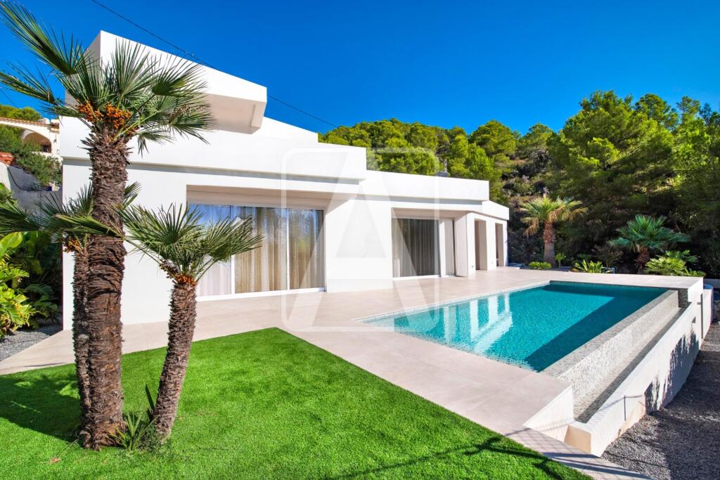 Main image of property: Valencia, Alicante, Benissa Coastal