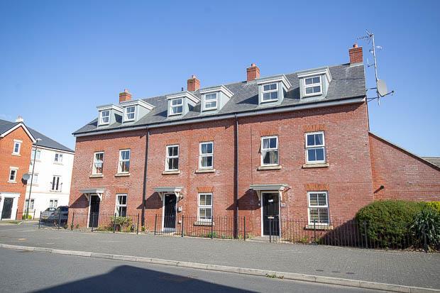 Main image of property: Yew Tree Road, Brockworth, Gloucester, GL3 4FP