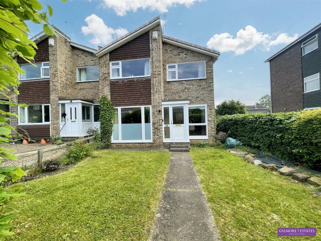 4 bedroom end of terrace house for sale in Dene Road, Wylam, NE41