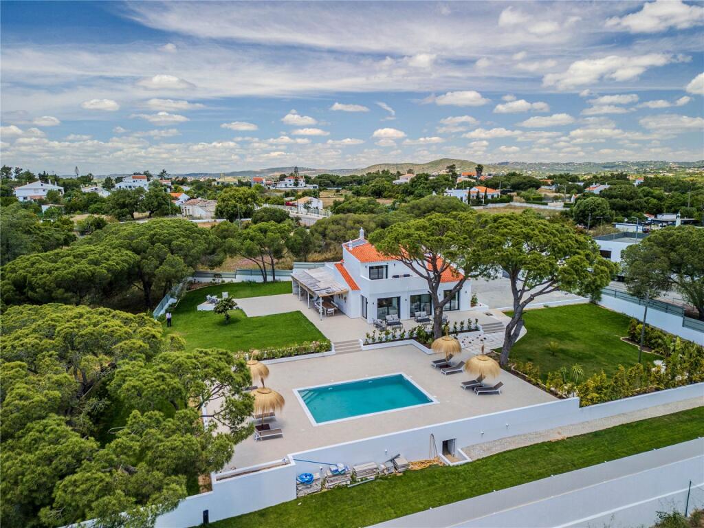 Main image of property: Almancil, Loulé, Algarve