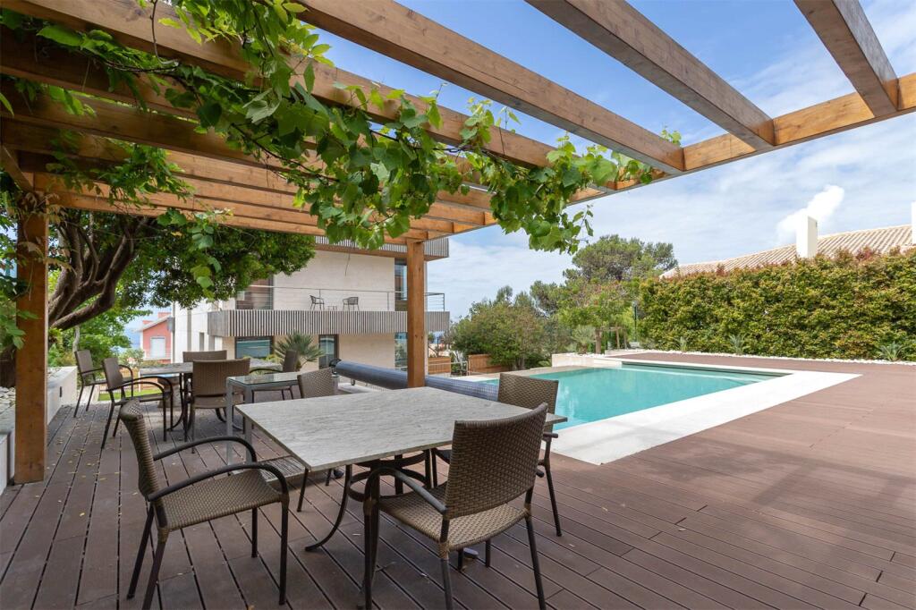Main image of property: Papoilas, Jardins Da Parede, Cascais, Portugal, 2775