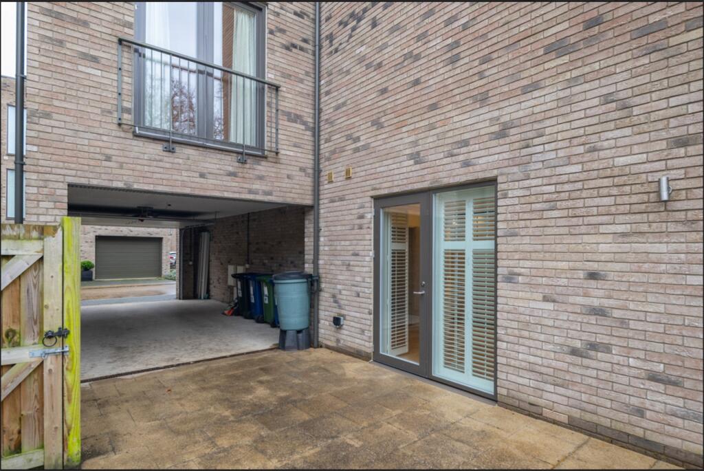 Additional property image - Brook End Close, Trumpington, CAMBRIDGE