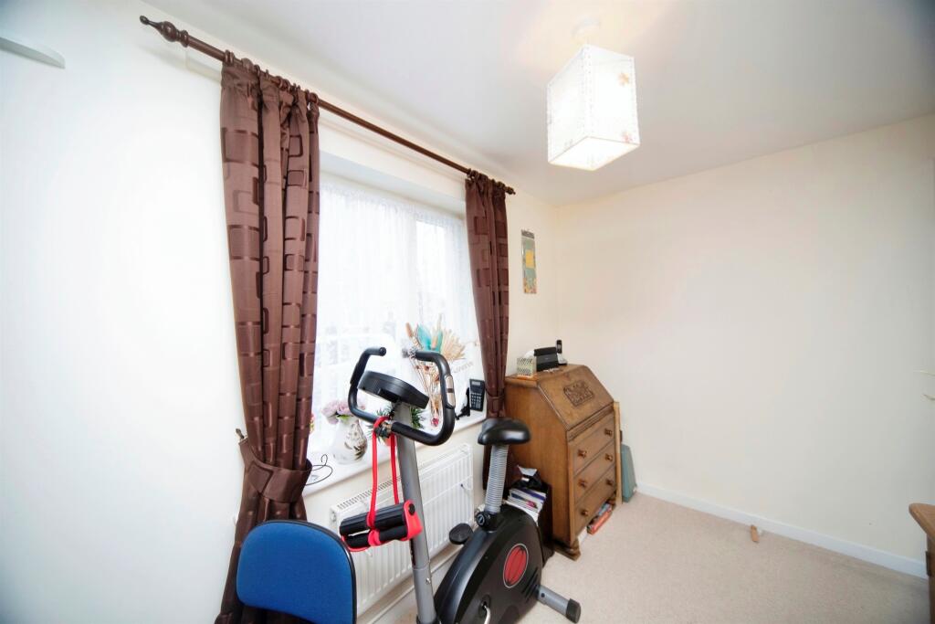 Additional property image - Skeaping Close, Newmarket