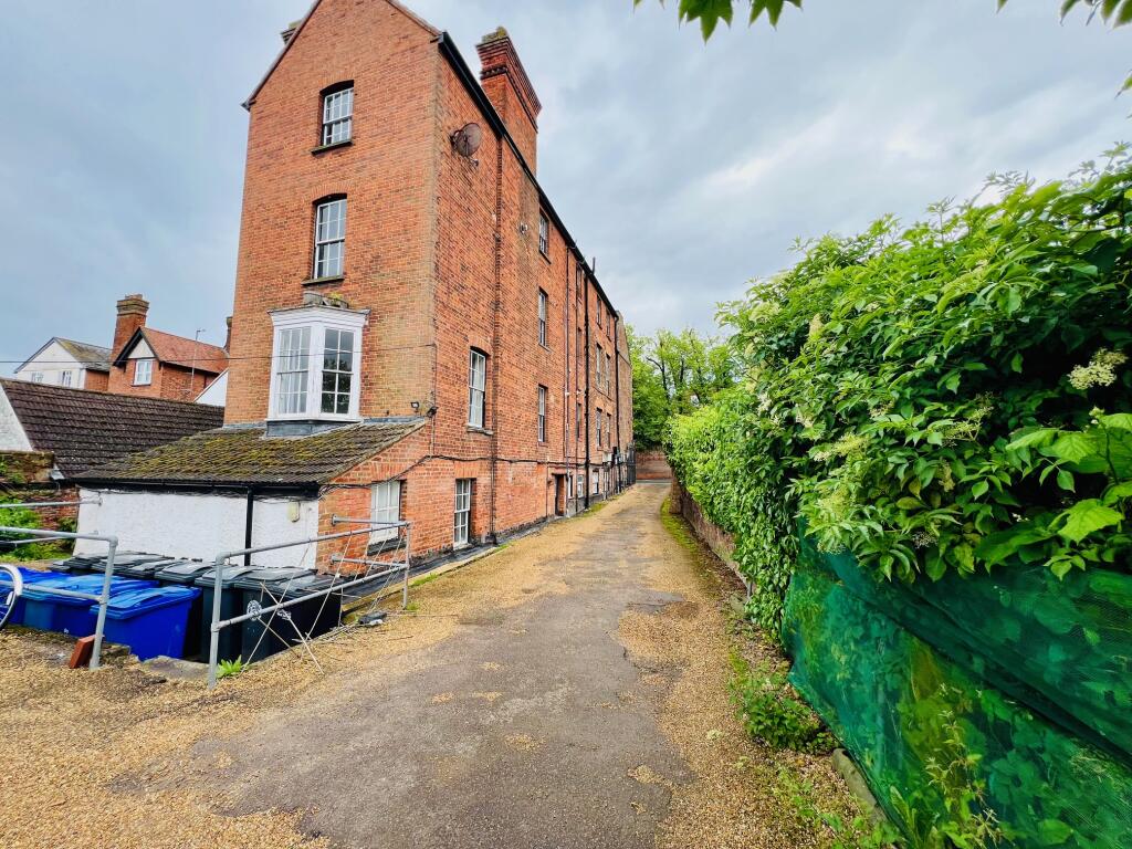 Additional property image - High Street, Newmarket