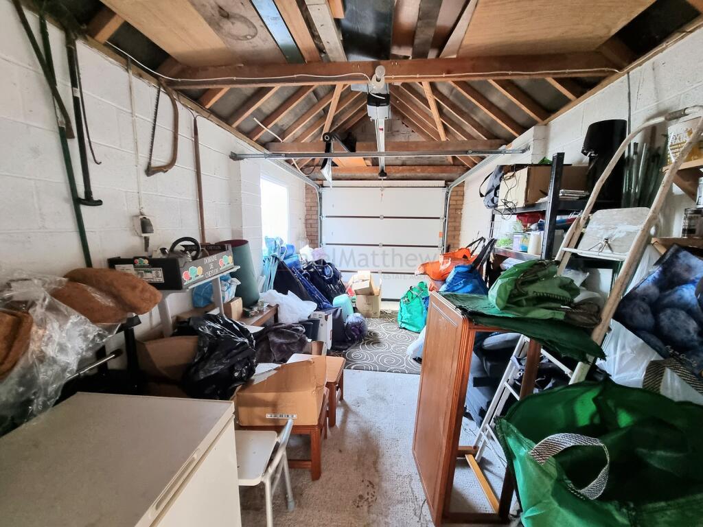 3 bedroom detached bungalow for sale in Whitethorn Drive, Brackla