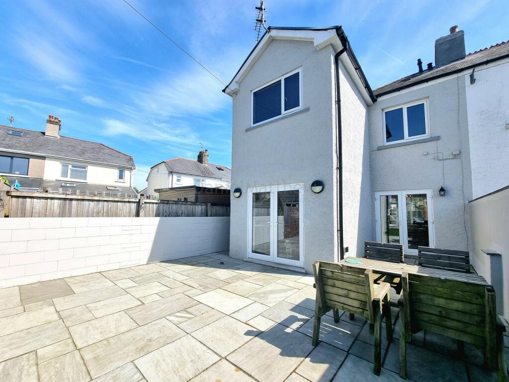 4 bedroom end of terrace house for sale in Brynteg Avenue, Bridgend