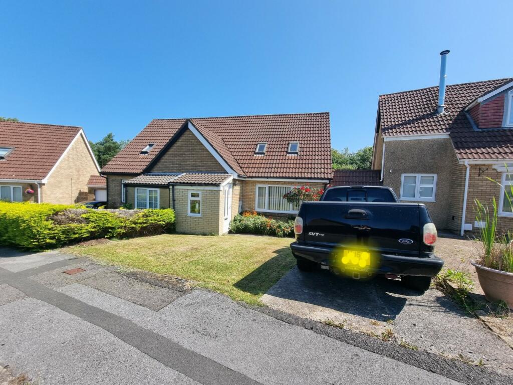 2 bedroom semi-detached bungalow for sale in Hunters Ridge, Brackla ...