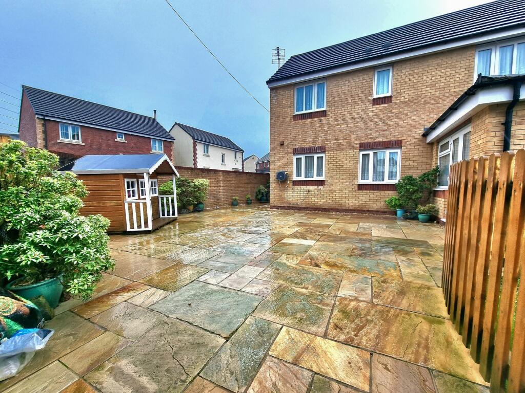 Additional property image - Gallt Y Ddrudwen, Broadlands, Bridgend County. CF31 5FL
