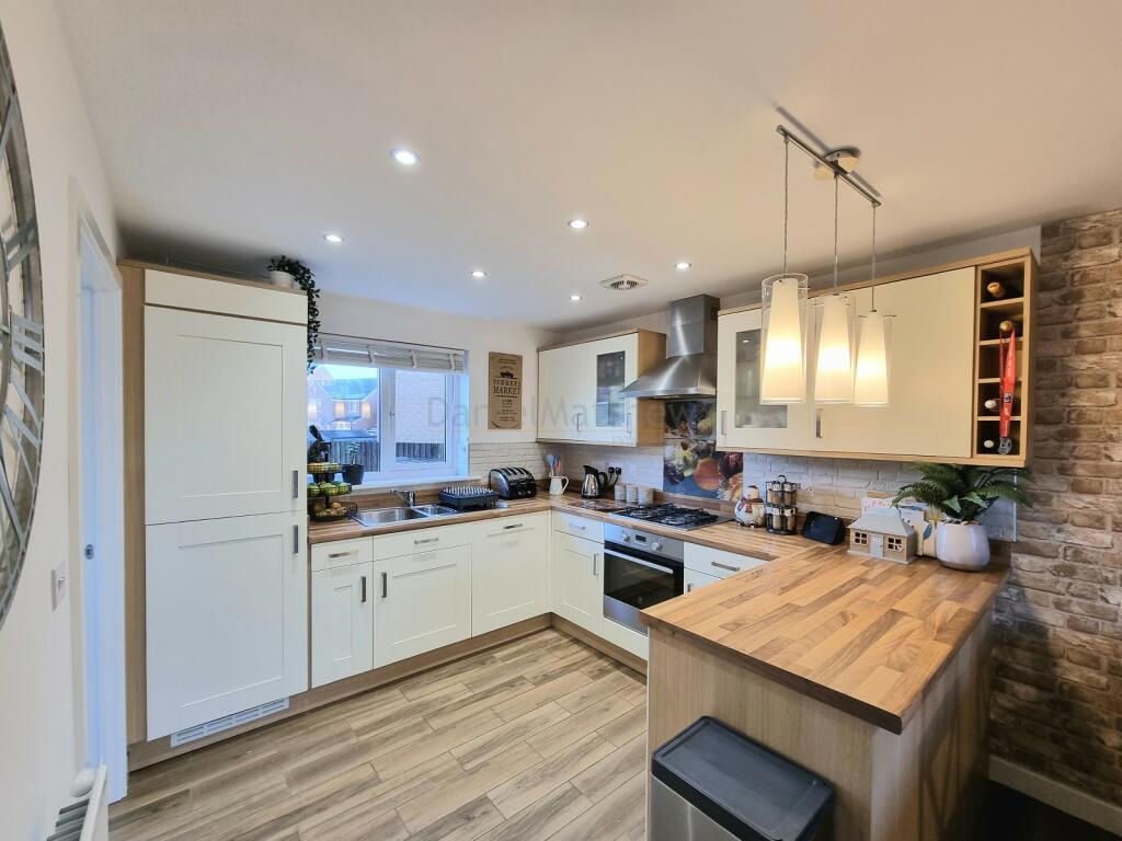 Additional property image - Ffordd Y Rhosyn, Coity, Bridgend. CF35 6GJ