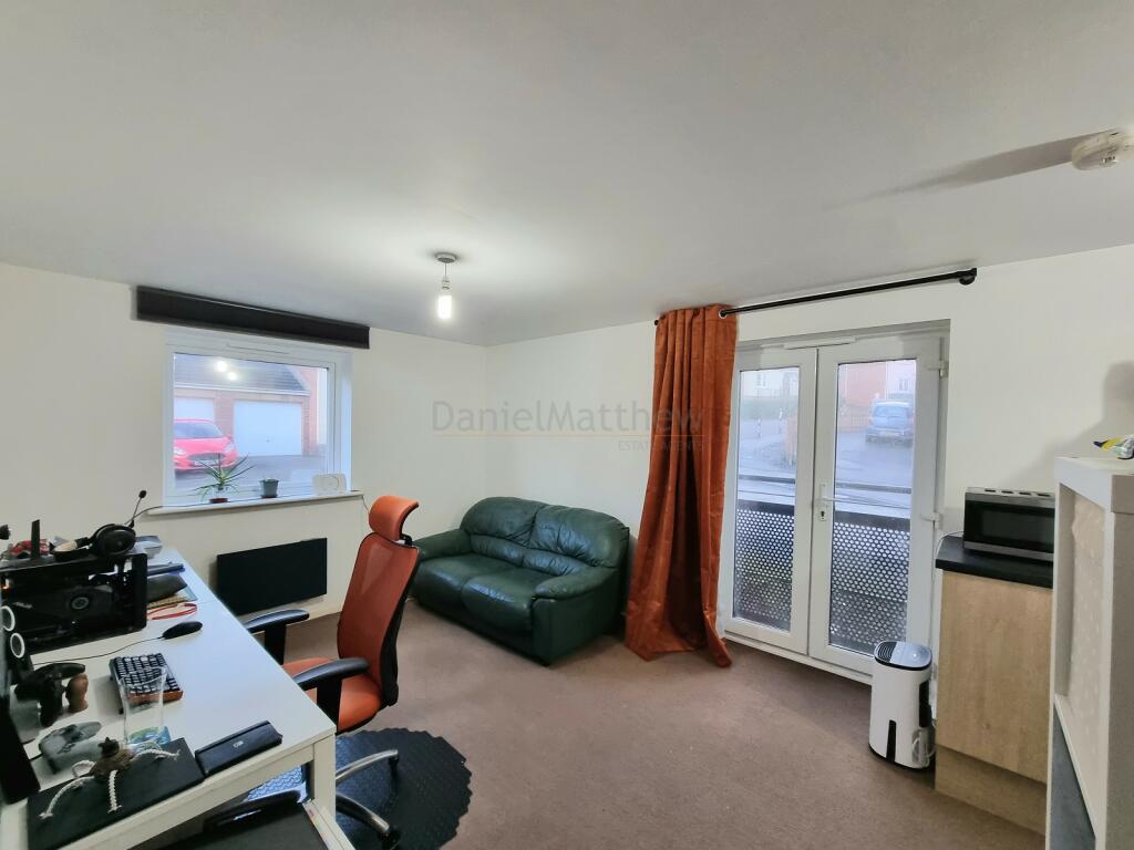 Additional property image - Longacres, Bridgend, Bridgend County. CF31 2DH