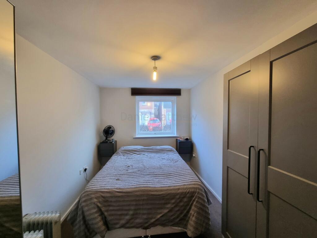 Additional property image - Longacres, Bridgend, Bridgend County. CF31 2DH