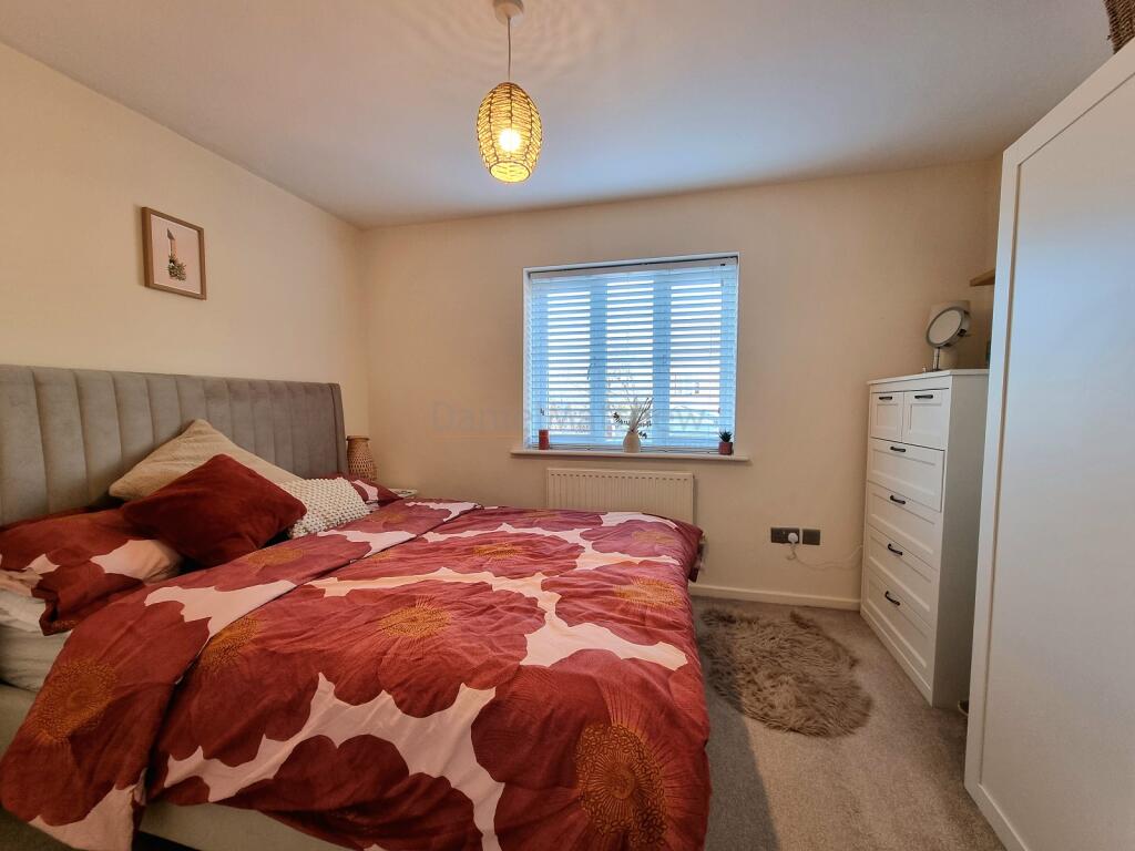 Additional property image - Swn Yr Aderyn, Kenfig Hill, Bridgend