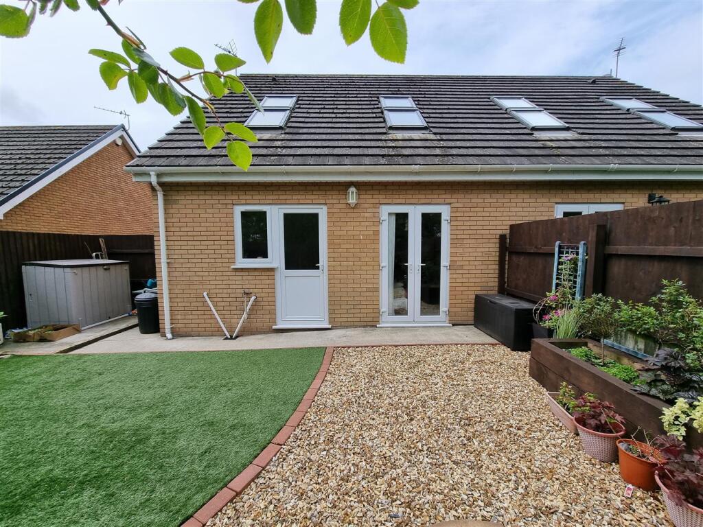Additional property image - Cefn Glas Road, Bridgend