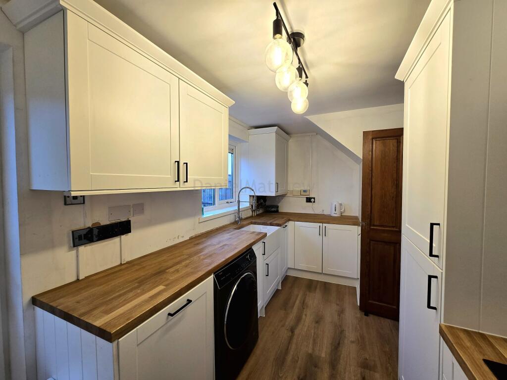 Property image for Heol Glannant, Bettws, Bridgend, Bridgend County. CF32 8SF