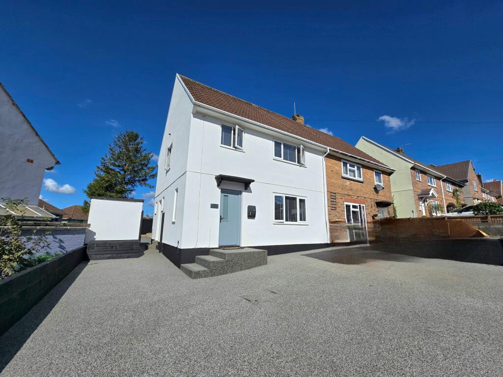 Main image of property: Ystrad Fawr, Bridgend, CF31