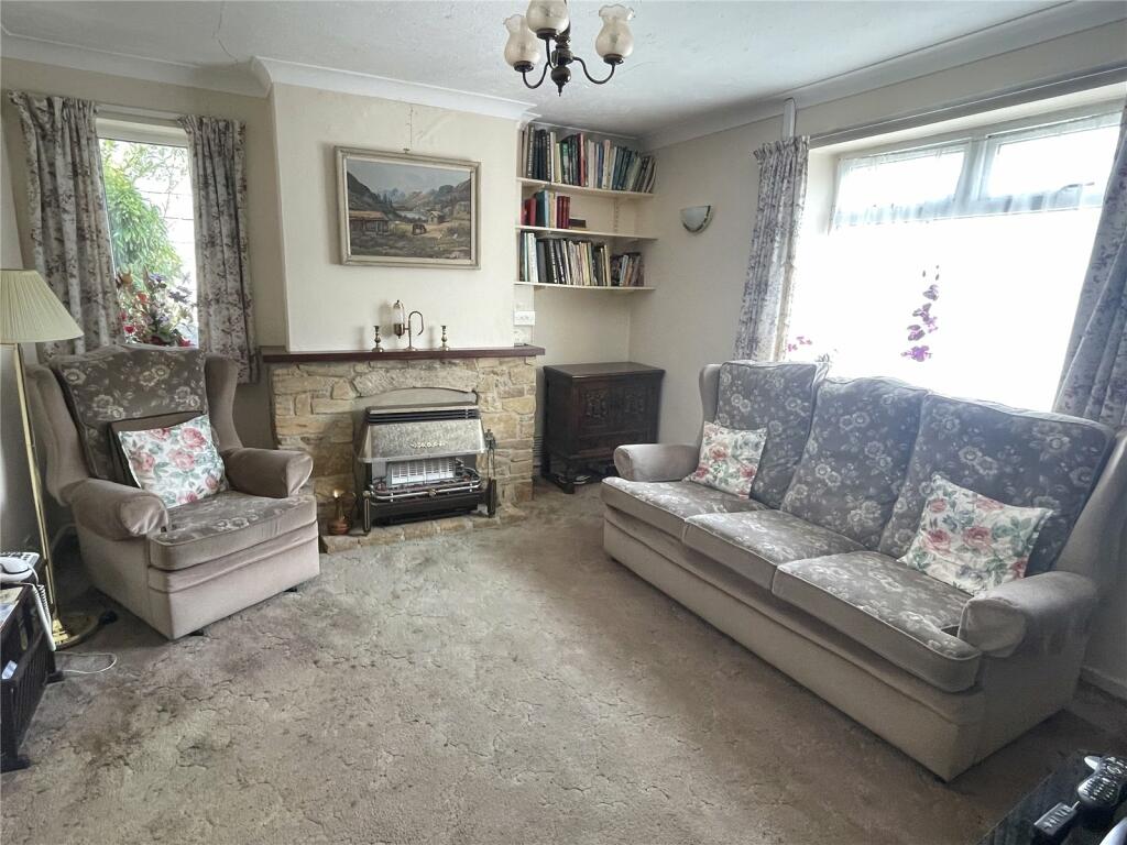 3 bedroom bungalow for sale in Mill Lane, Chard, Somerset, TA20