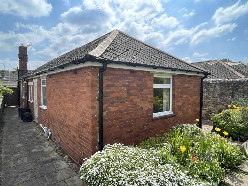 3 bedroom bungalow for sale in Mill Lane, Chard, Somerset, TA20