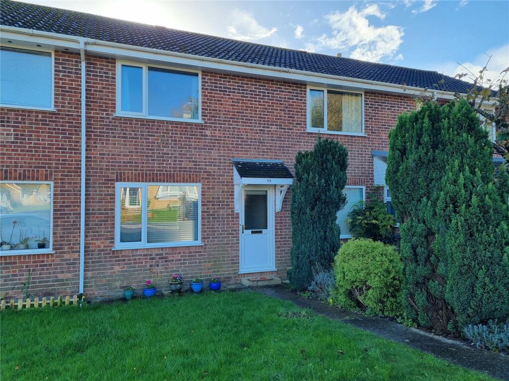 2 bedroom terraced house for sale in Glanvill Avenue, Chard, Somerset, TA20