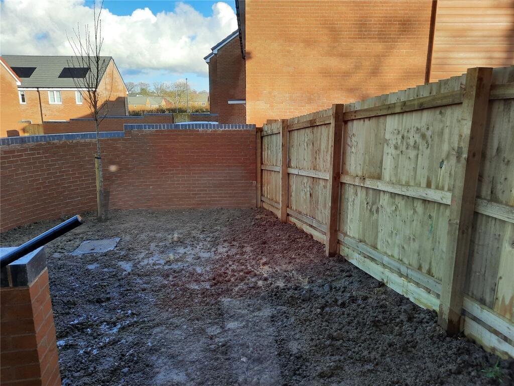 Additional property image - 24 Sandpiper Drive, Houndstone, Yeovil, Somersetq, BA22