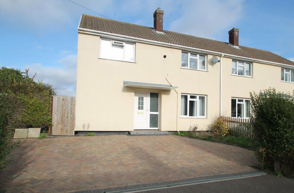 3 bedroom semidetached house for sale in Martindale Way, Sawston, CB22