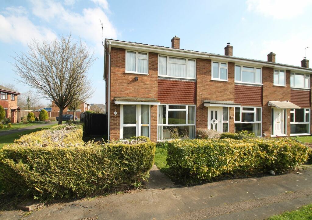 3 bedroom end of terrace house for sale in Teversham Way, Sawston, CB22