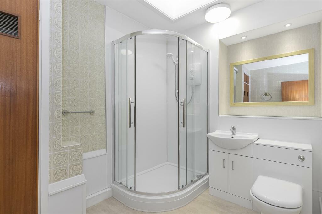 Additional property image - Temple Street, Keynsham