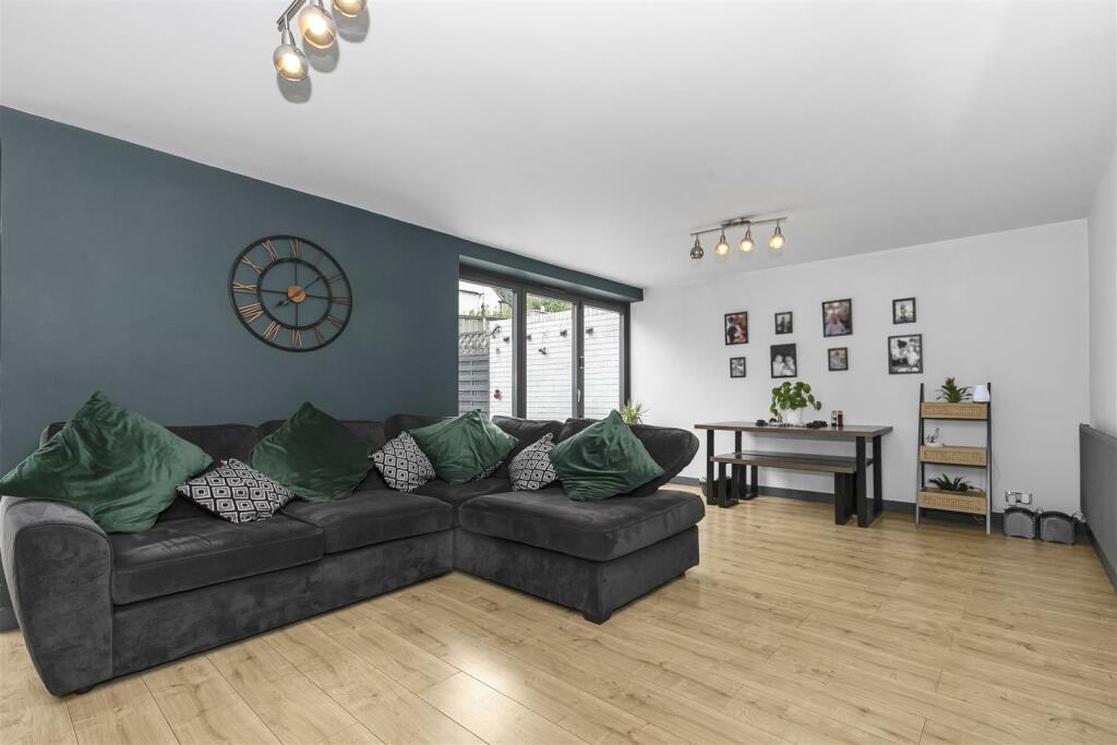 Additional property image - Bristol Road, Keynsham