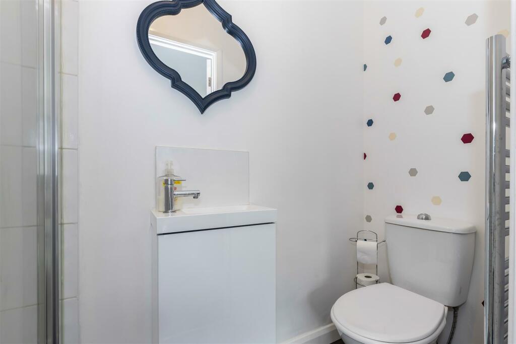 Additional property image - Bath Road, Willsbridge