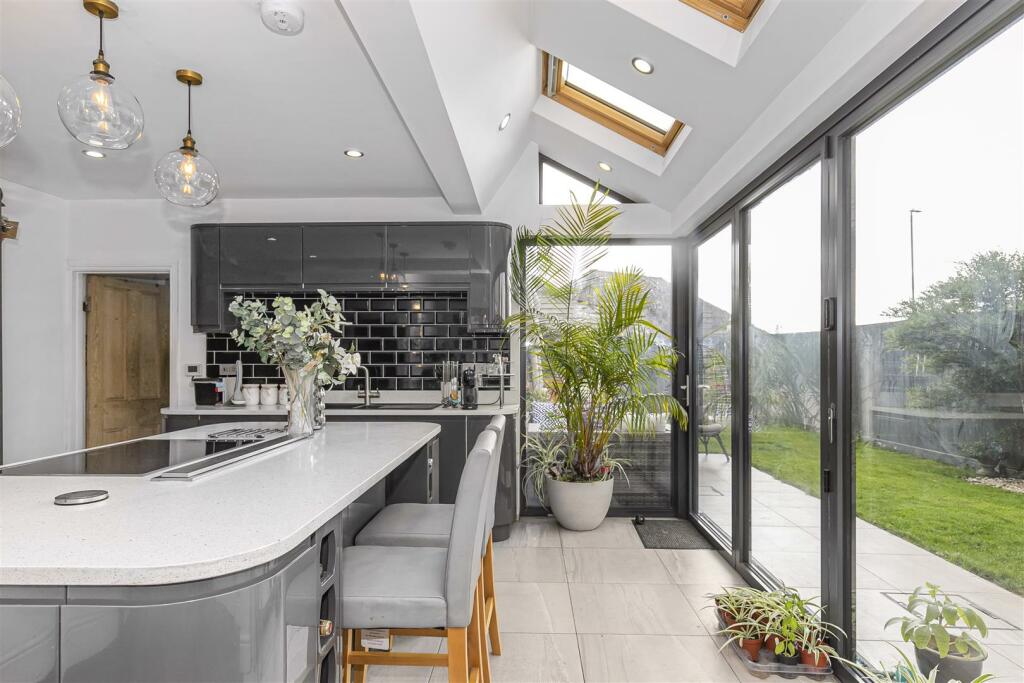 Additional property image - Soundwell Road, Kingswood