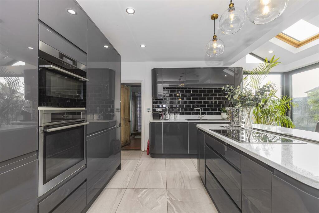 Additional property image - Soundwell Road, Kingswood