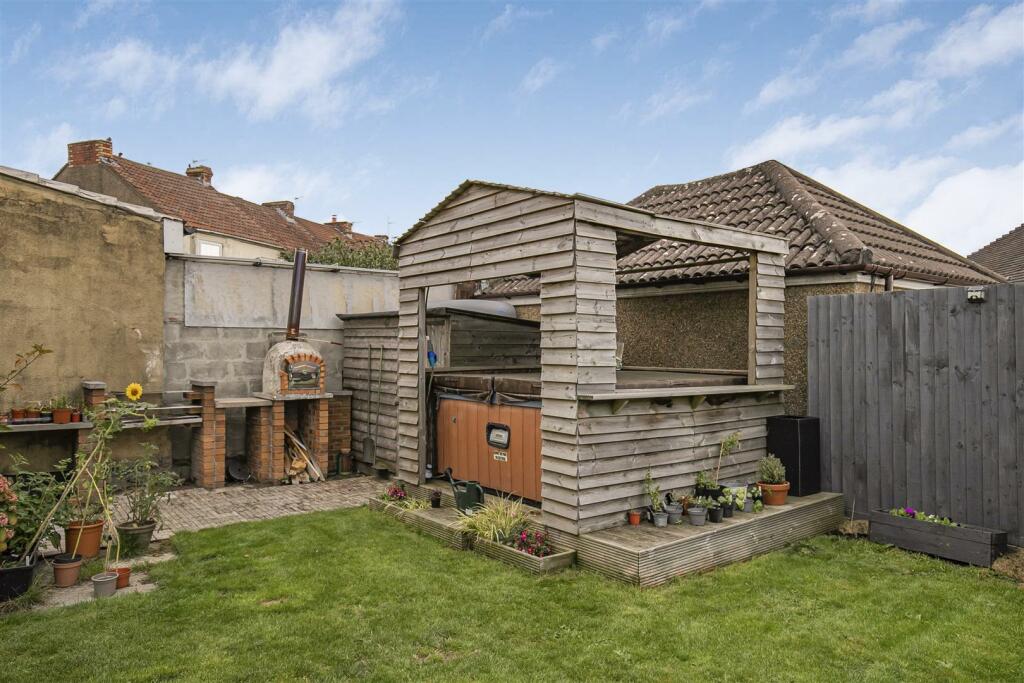 Additional property image - Soundwell Road, Kingswood